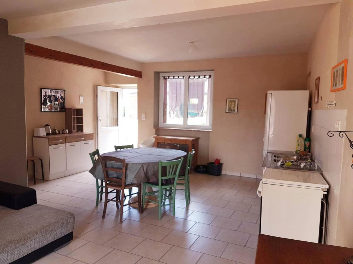 Gîte cosy 6 à 8 personnes Buffieres Exterior foto